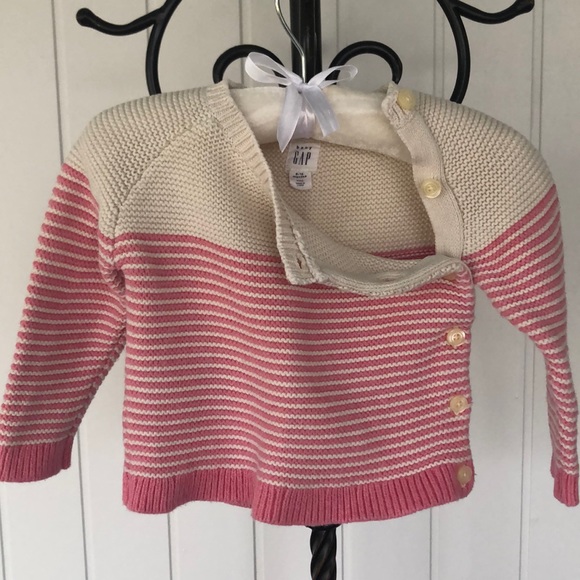 Baby girls GAP sweater - Picture 4 of 6